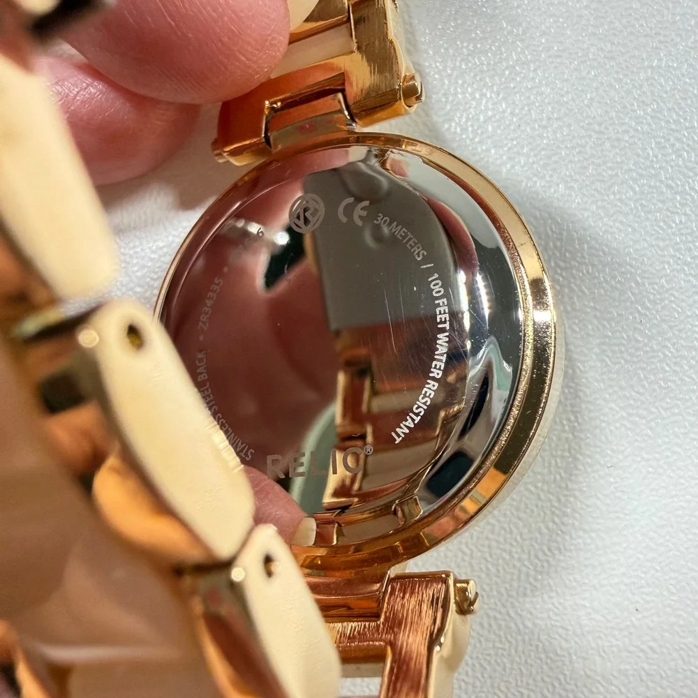 RELIC Rose Gold Tone Crystal Bezel Women Watch ZR34335 WORKS w/ New Battery Inc.